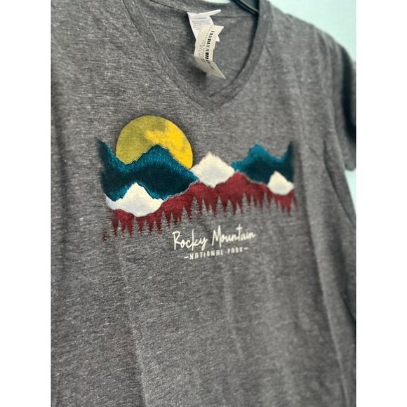 NWT Rocky Mountain nwt T-shirt gray size small - Picture 2 of 5